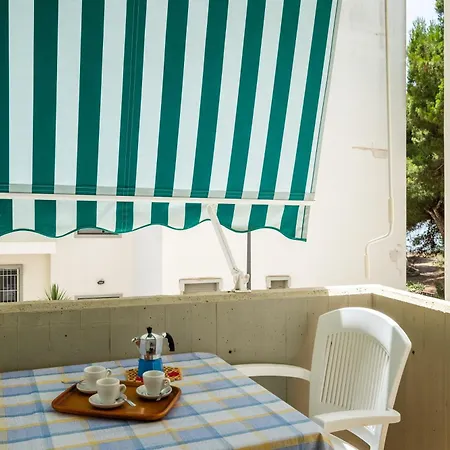 La Playa Rivabella 公寓