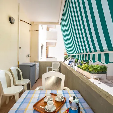 La Playa Rivabella Апартаменты *