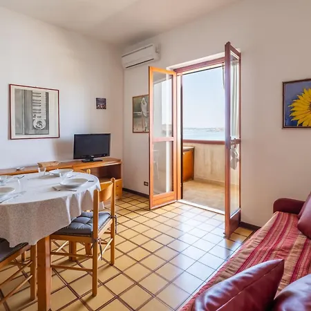 Апартаменты La Playa Rivabella *